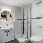 بيت ضيافة Gaestehaus Klingele 3*
